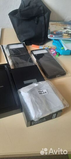 Samsung Galaxy Z Flip3 5G, 8/256 ГБ