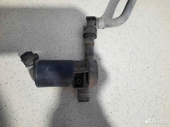 Моторчик омывателя фар передний Тoyota Land