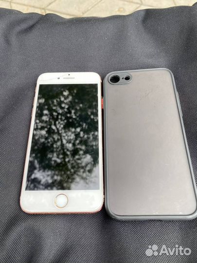 iPhone 8