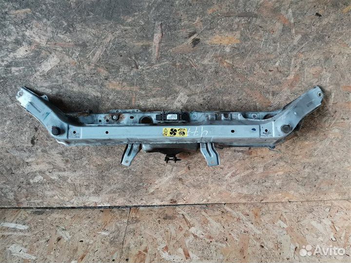 Панель передняя верхняя часть Nissan Note E11 2007