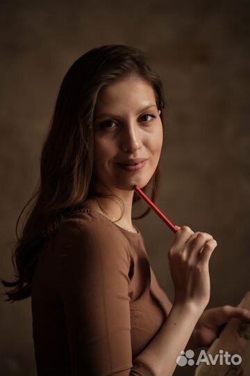 Преподаватель по изо