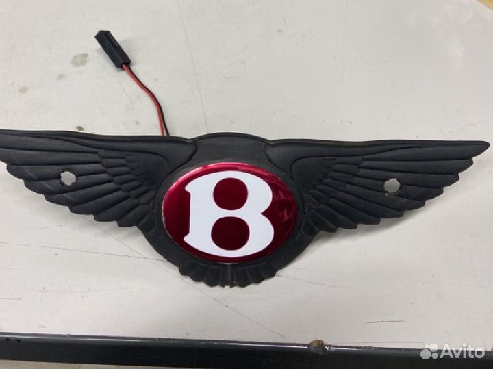 Кнопка багажника Bentley GT 2