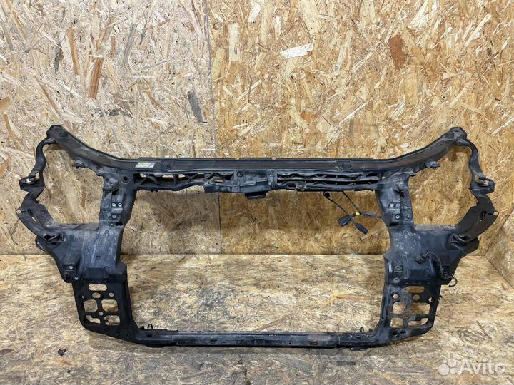 Передняя панель (телевизор) Hyundai Santa Fe