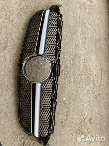 Решетка на W205