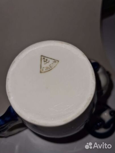 Чайник / молочник гжель