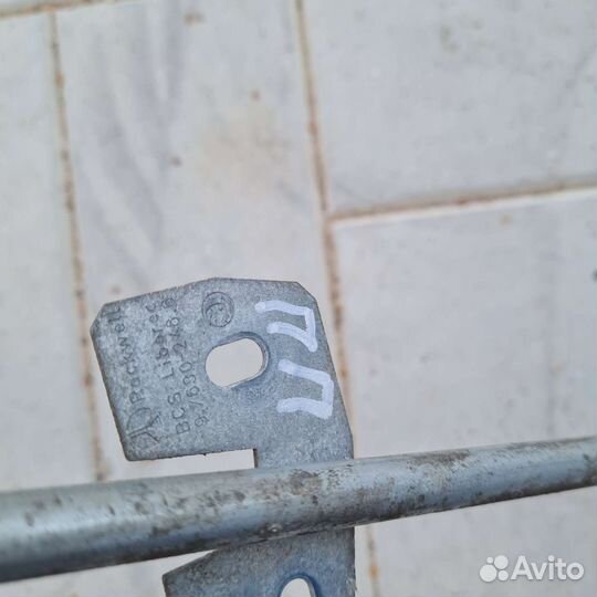 Стеклоподъемник Skoda Felicia передний правый