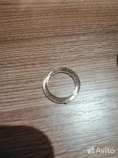 Камень чёрный агат на подставке