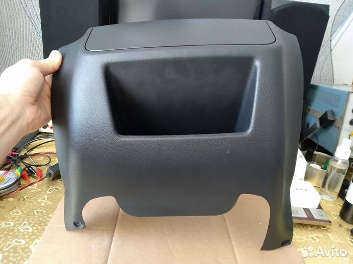 Центральная консоль Шкода Фабиа 2