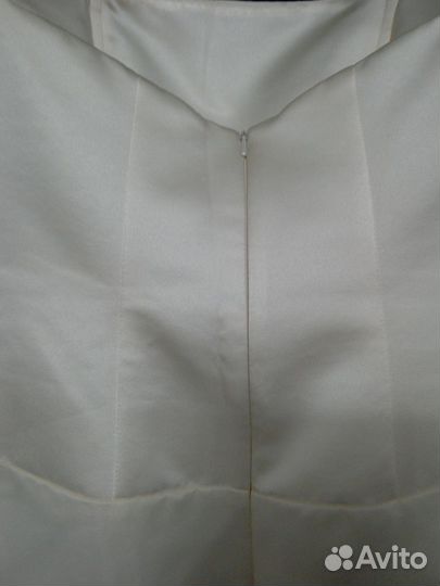 Свадебное платье цвета шампанского