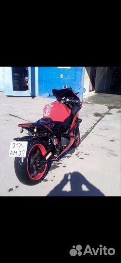 Продам мотоцикл сузуки RF900