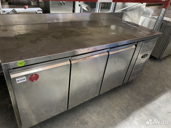 Морозильный стол и холодильные столы