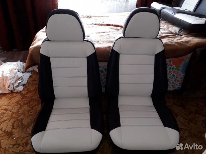 Перетяжка автосалона, мебели