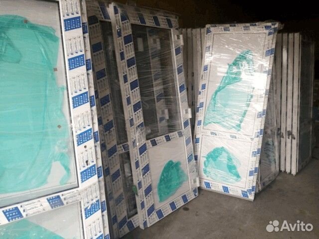 Готовая дверь 95х210 входная