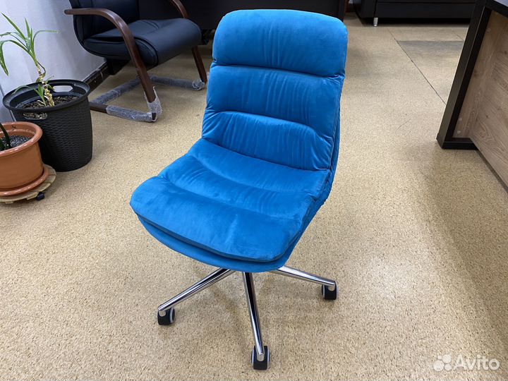 Компьютерное кресло для домашнего офиса