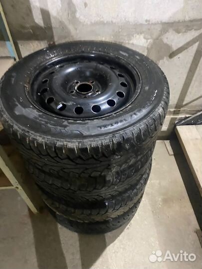 Nokian Tyres Hakkapeliitta 5 225/65 R17