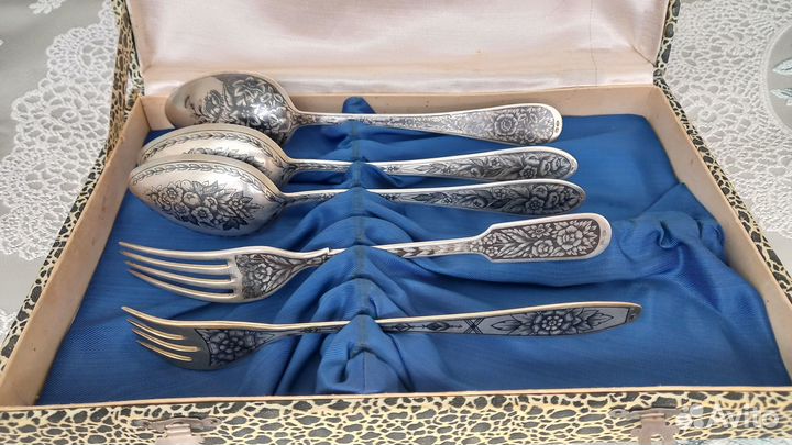 Серебряные ложки 