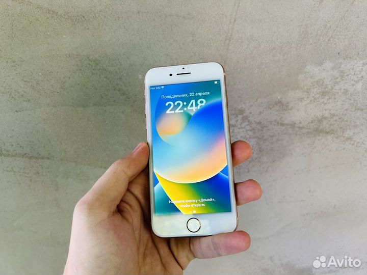 iPhone 8, 64 ГБ