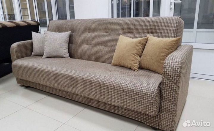 Диван классический 