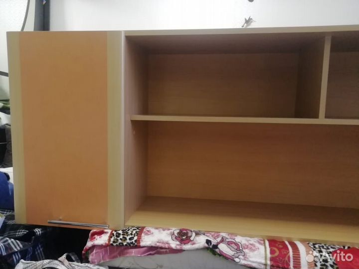 Полка / стеллаж / тумба