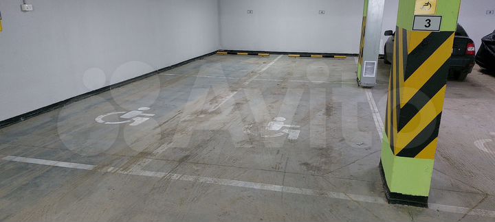 Машиноместо, 28 м²