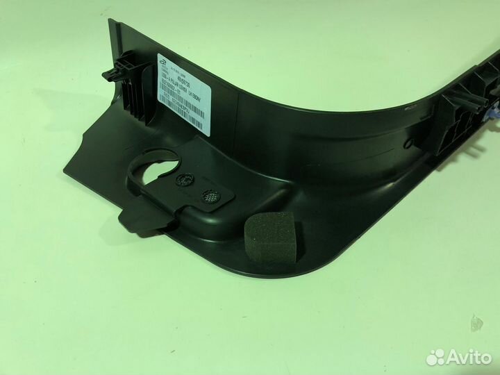 Накладки на пороги Land Rover