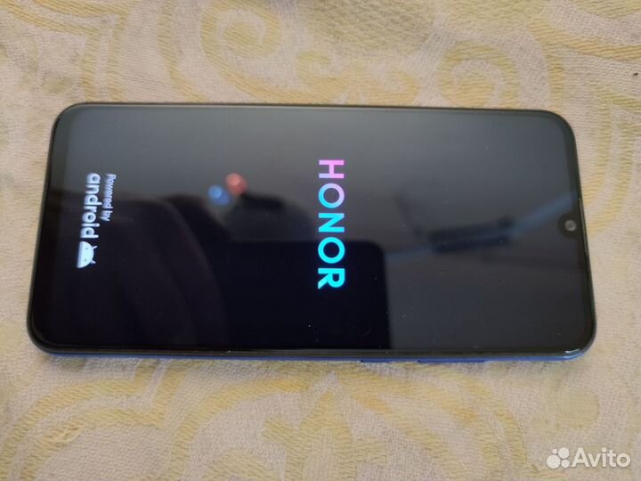 HONOR 20e, 4/64 ГБ