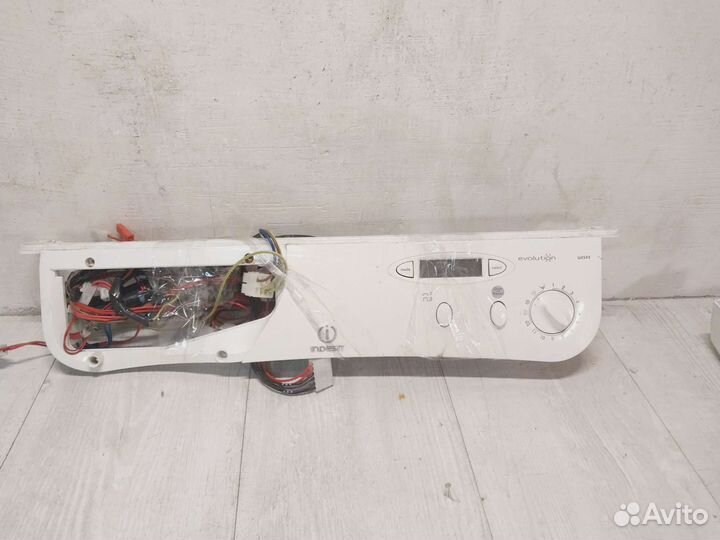 Плата управления стиральной машины indesit