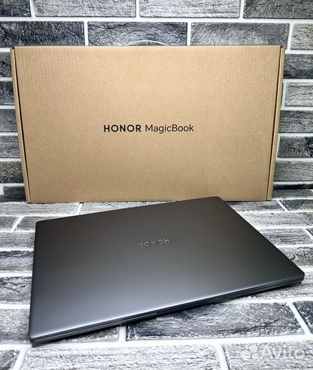 Honor MagicBook X16 i5/8/512 Gb 2024