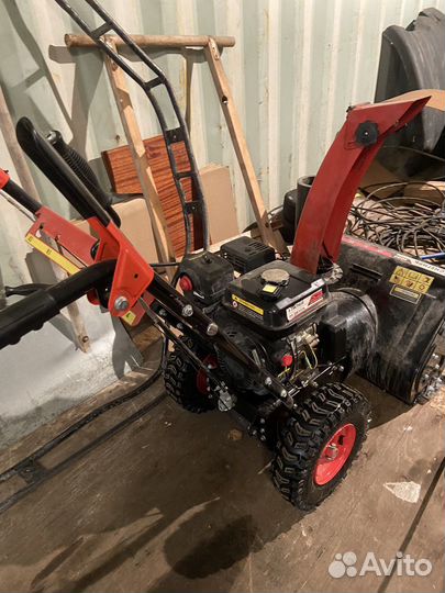 Снегоуборщик бензиновый бу