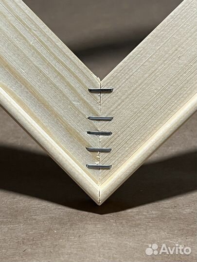 Подрамник для картин (рейка для картин)