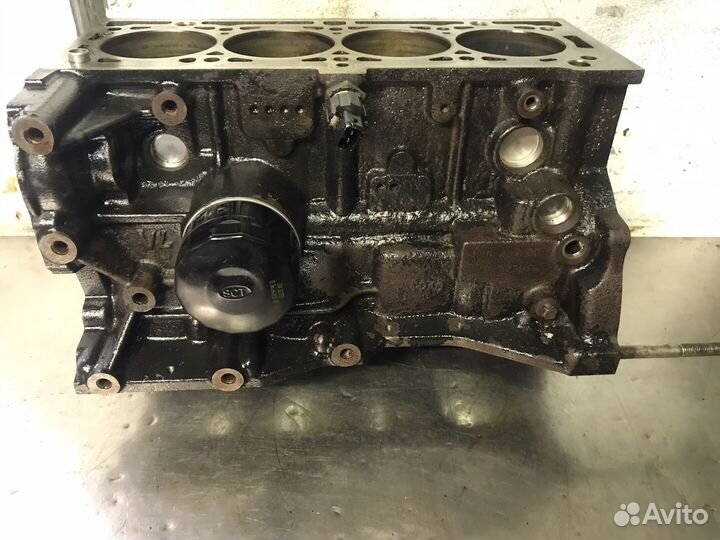 Блок цилиндров K4M Renault 1.6 16v