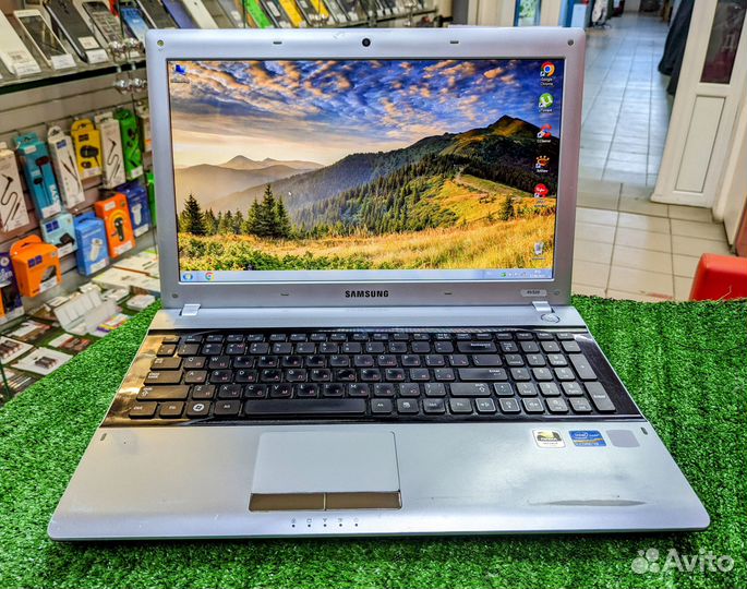 Samsung NP-RV520 (Гарантия)