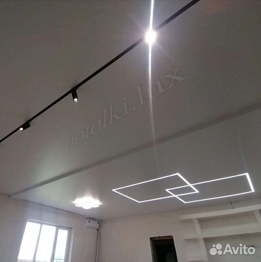 Натяжные потолки LUX