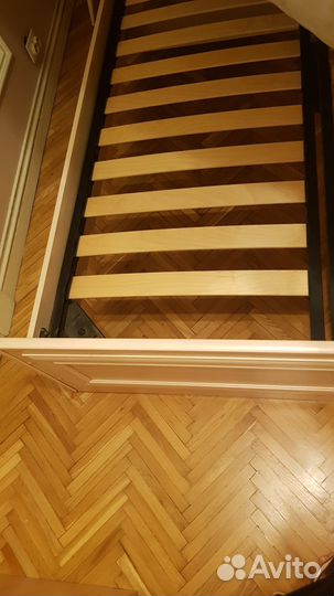 Кровать двухспальная с матрасом бу 140 200