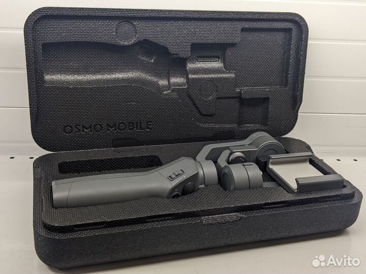 Ручной мобильный стабилизатор DJI osmo Mobile 2