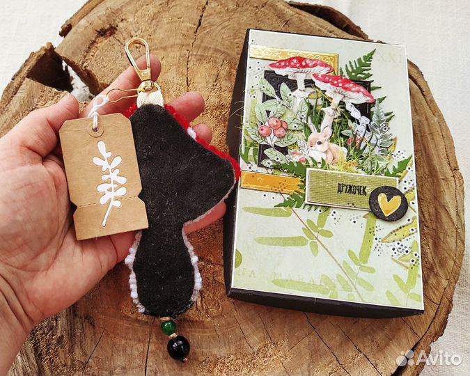 Брелок-обвес Мухомор, ковровая вышивка (punch need