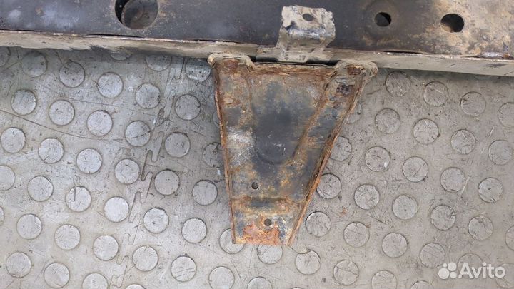 Балка под радиатор Nissan Juke