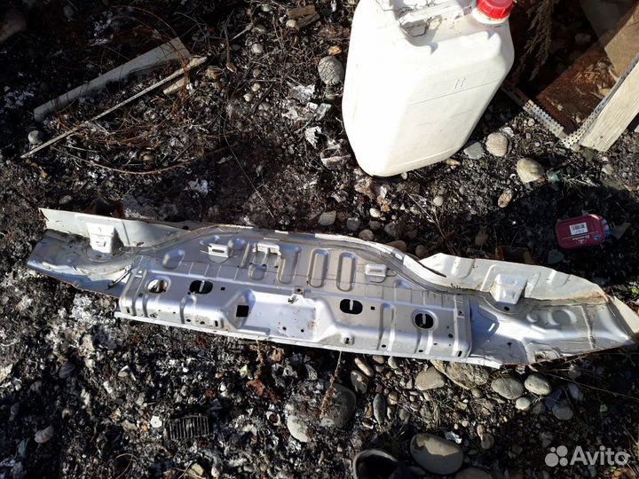 Задняя панель на хендай акцент