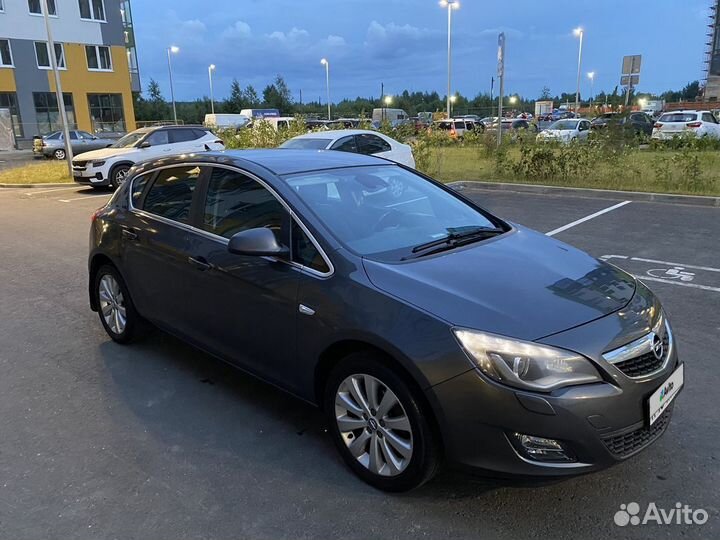Opel Astra 1.4 AT, 2011, 176 000 км