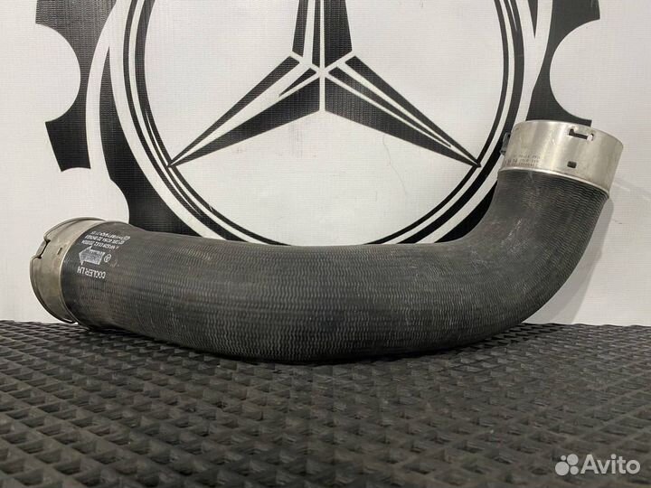 Патрубок интеркулера левый Mercedes-Benz GL-Класс