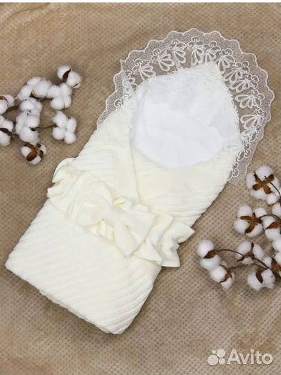 Уголок с бантом на выписку