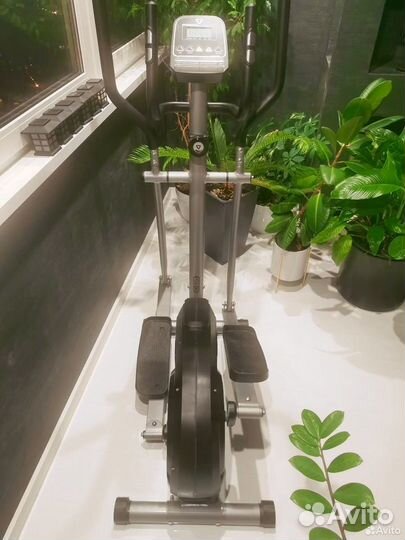 Эллиптический тренажер torneo с 320