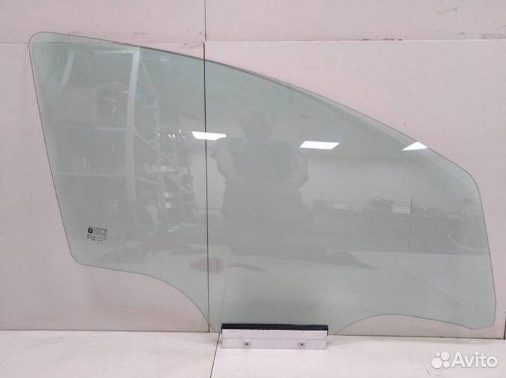 Стекло двери передней правой Opel Corsa D 2006-201