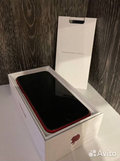 iPhone SE (2020), 128 ГБ