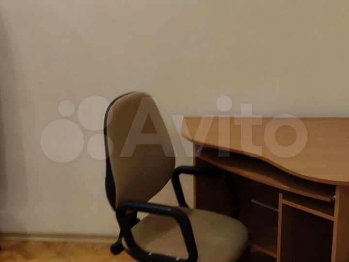 2-к. квартира, 54 м², 1/10 эт.