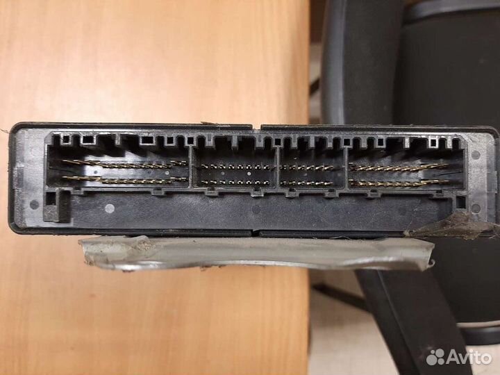 Блок управления двигателем Mitsubishi Carisma 1.6