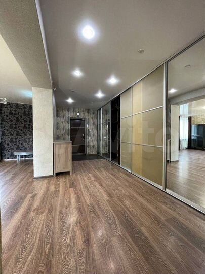 2-к. квартира, 91,5 м², 4/6 эт.