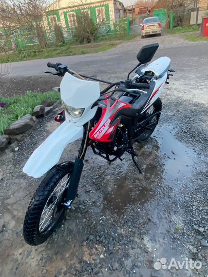 Мотоцикл 250 кубов Motoland