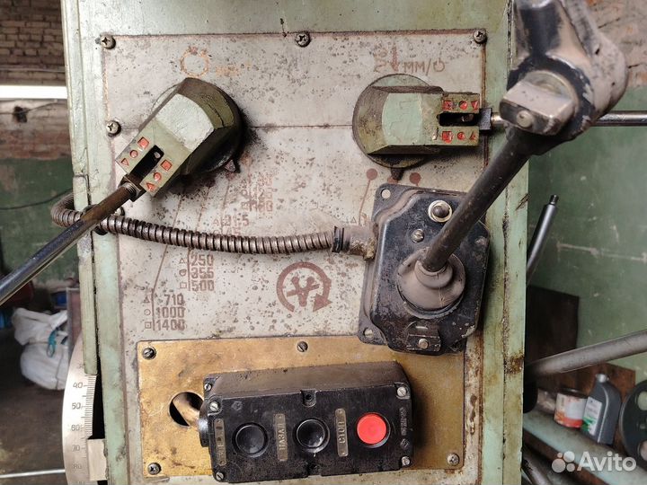 Сверлильный станок