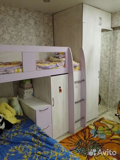 Детская кроватка со шкафом